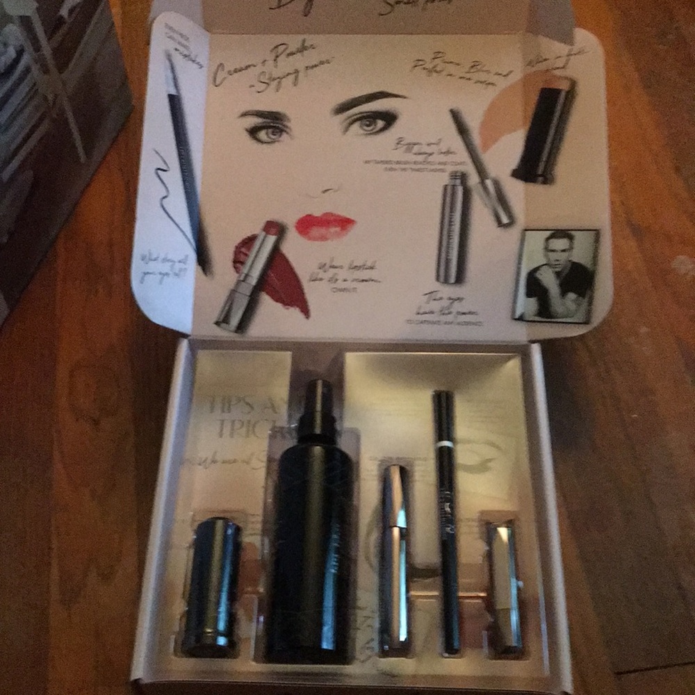 Kristoffer Buckle’s Vanity Collection